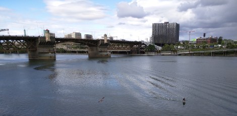 E Burnside bridge Portland