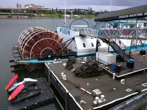 Paddle tugboat Portland