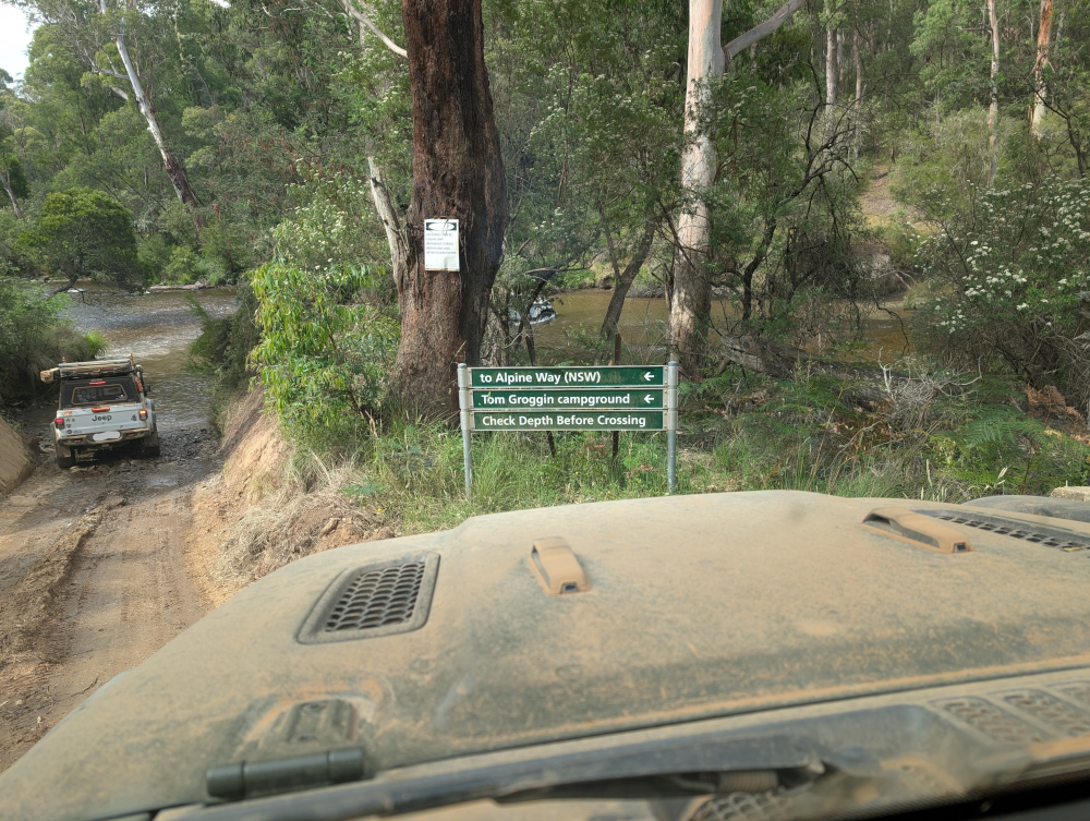 Crossing the Murray River: on the 4WD bucket&nbsp;list
